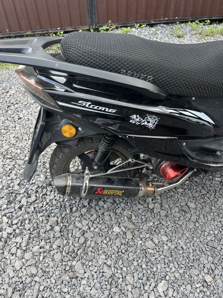Li Ya Maxi 150cc