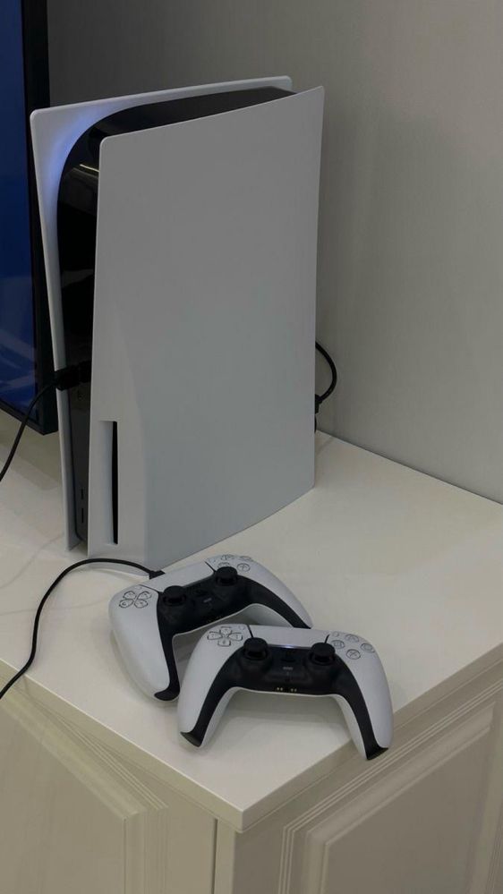 Аренда PS5 и TV  топовые игры 2 джостика, доставка по городу!