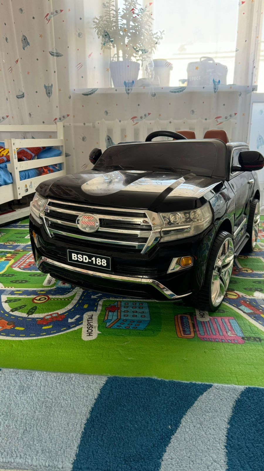 Продам детскую авто.