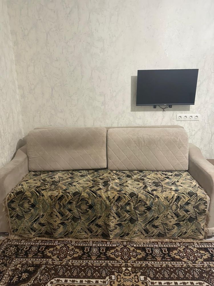 Продается диван, раскладывается