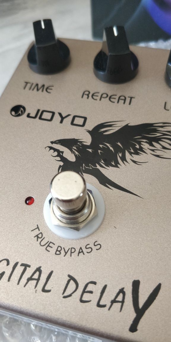 Гитарная педаль эффектов Joyo JF-08 Digital Delay.