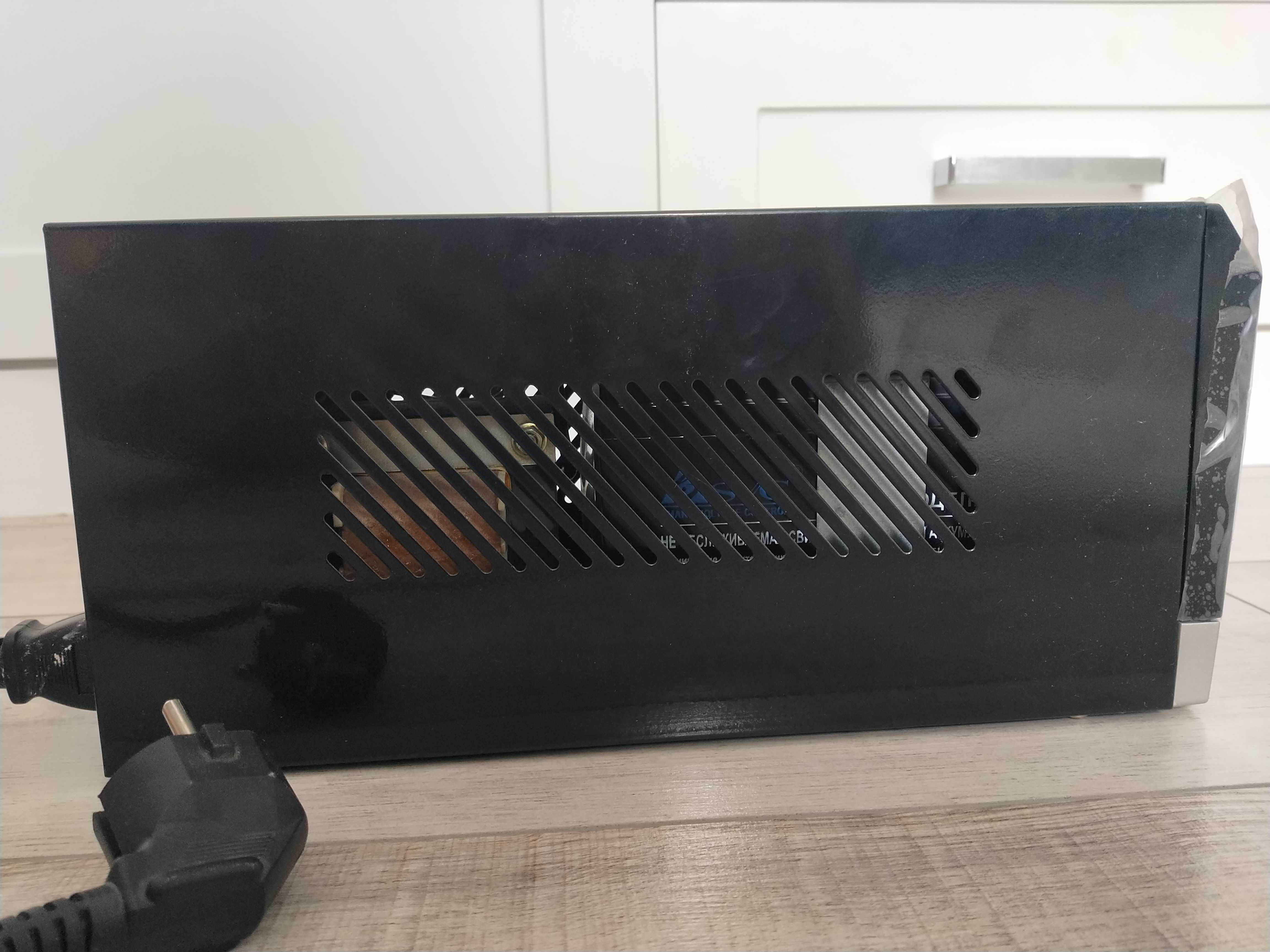 Источник бесперебойного питания SVC V-650-F