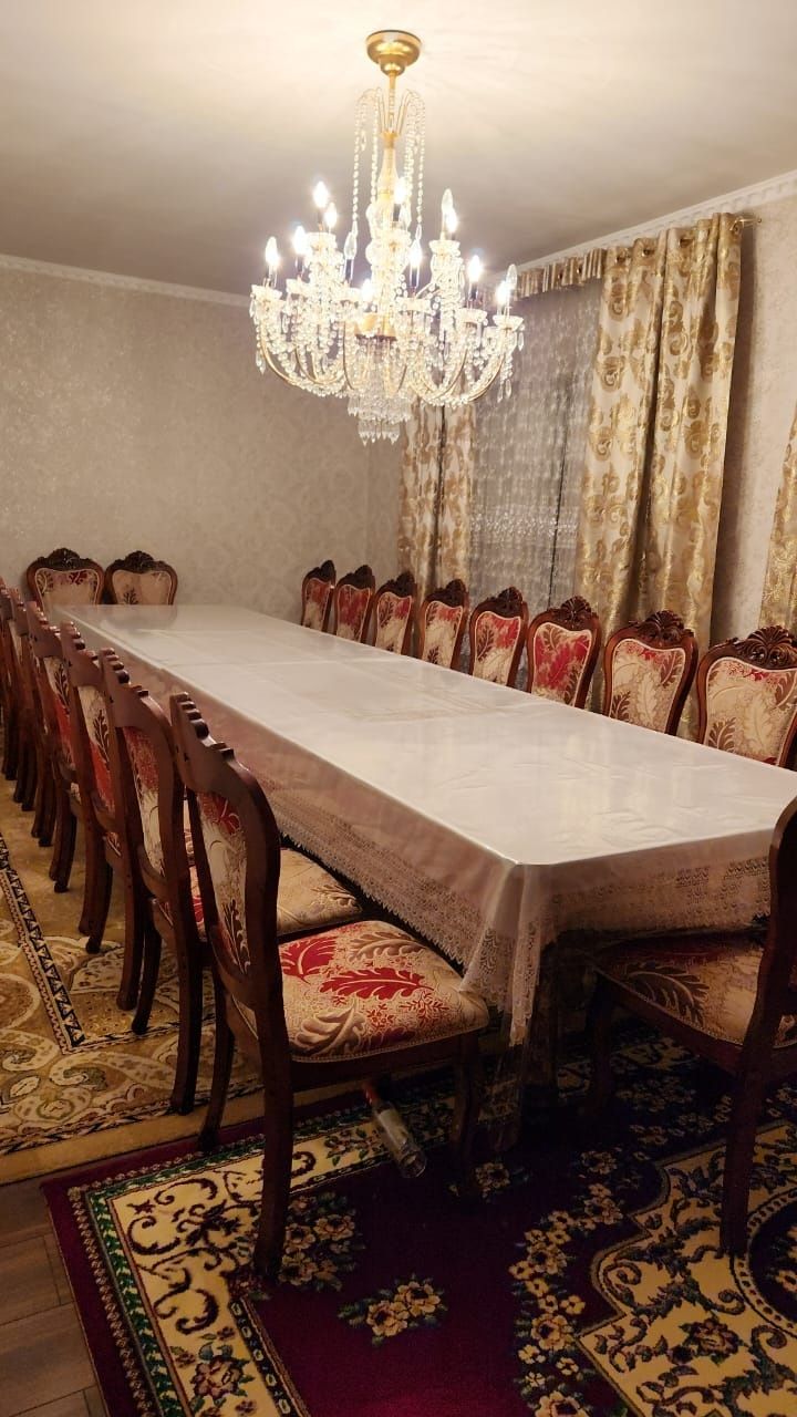 Продам стол в зорошем состояний