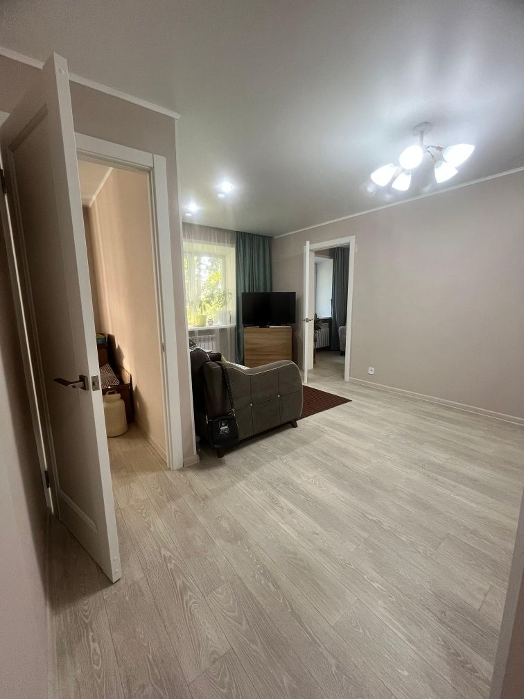 Продается 2х ком.кв с свежим ремонтом.41м²