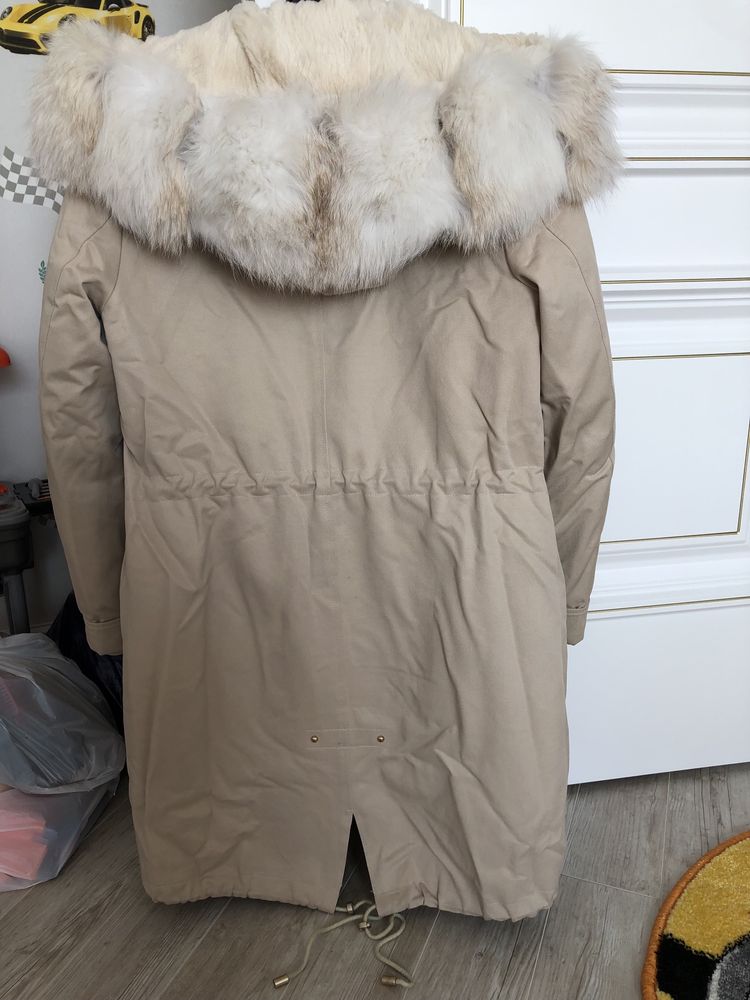 Продам женскую Парку