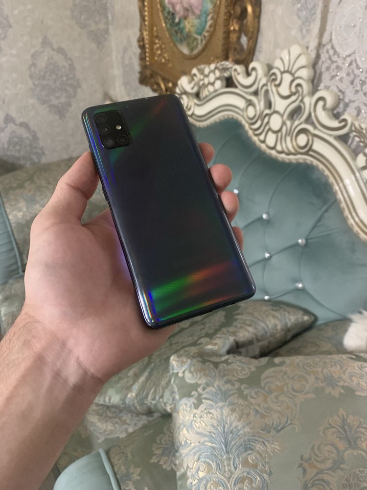 Продам телефон Samusng A51 64 Gb