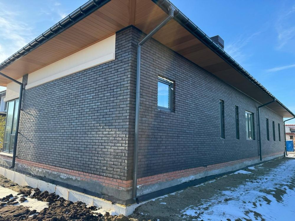 Кирпич Ликолор в наличий Семей