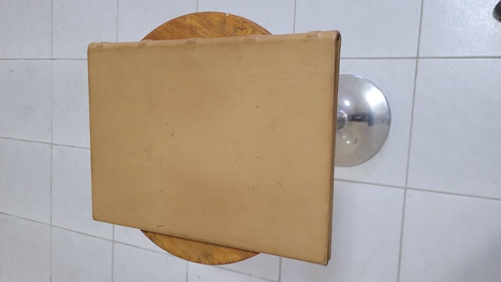 Кожаные папки для меню кафе ресторана столовой продам