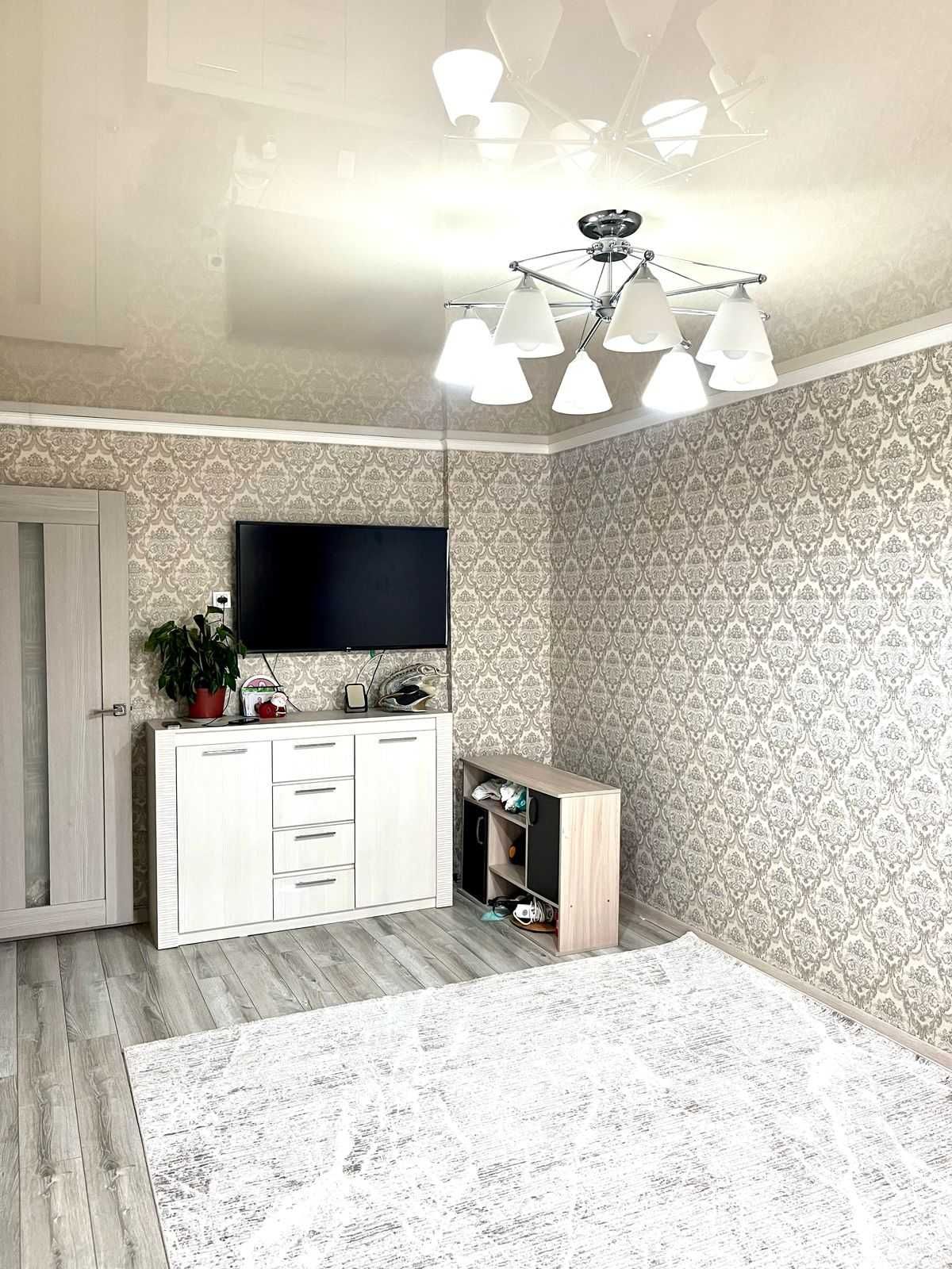 Продается 2-х комнатная квартира в Авангарде, 3 мкр, дом 45,