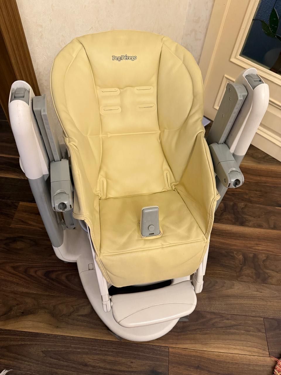 Стульчик для кормления Peg-perego tatamia