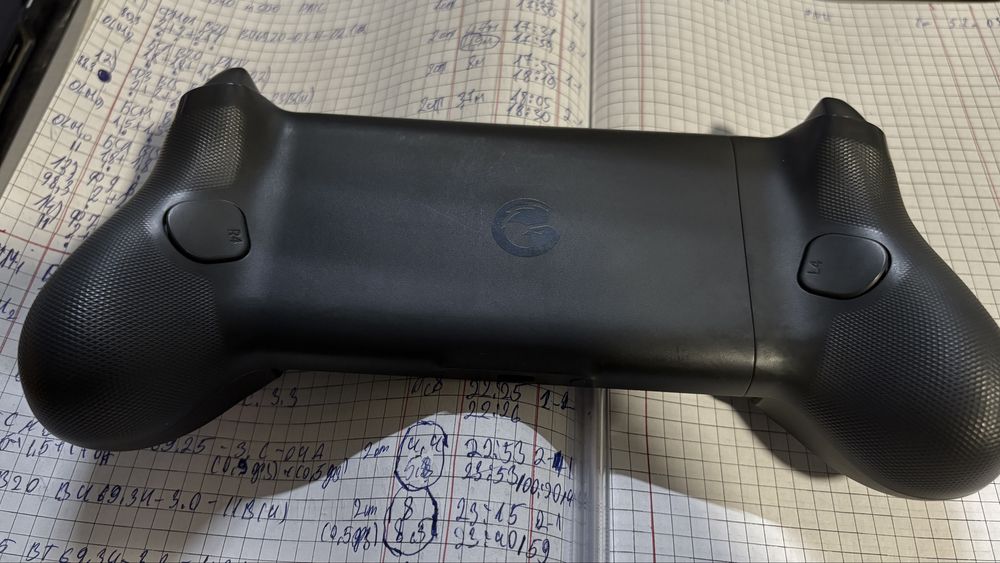 Продам геймпад GameSir G8 Plus