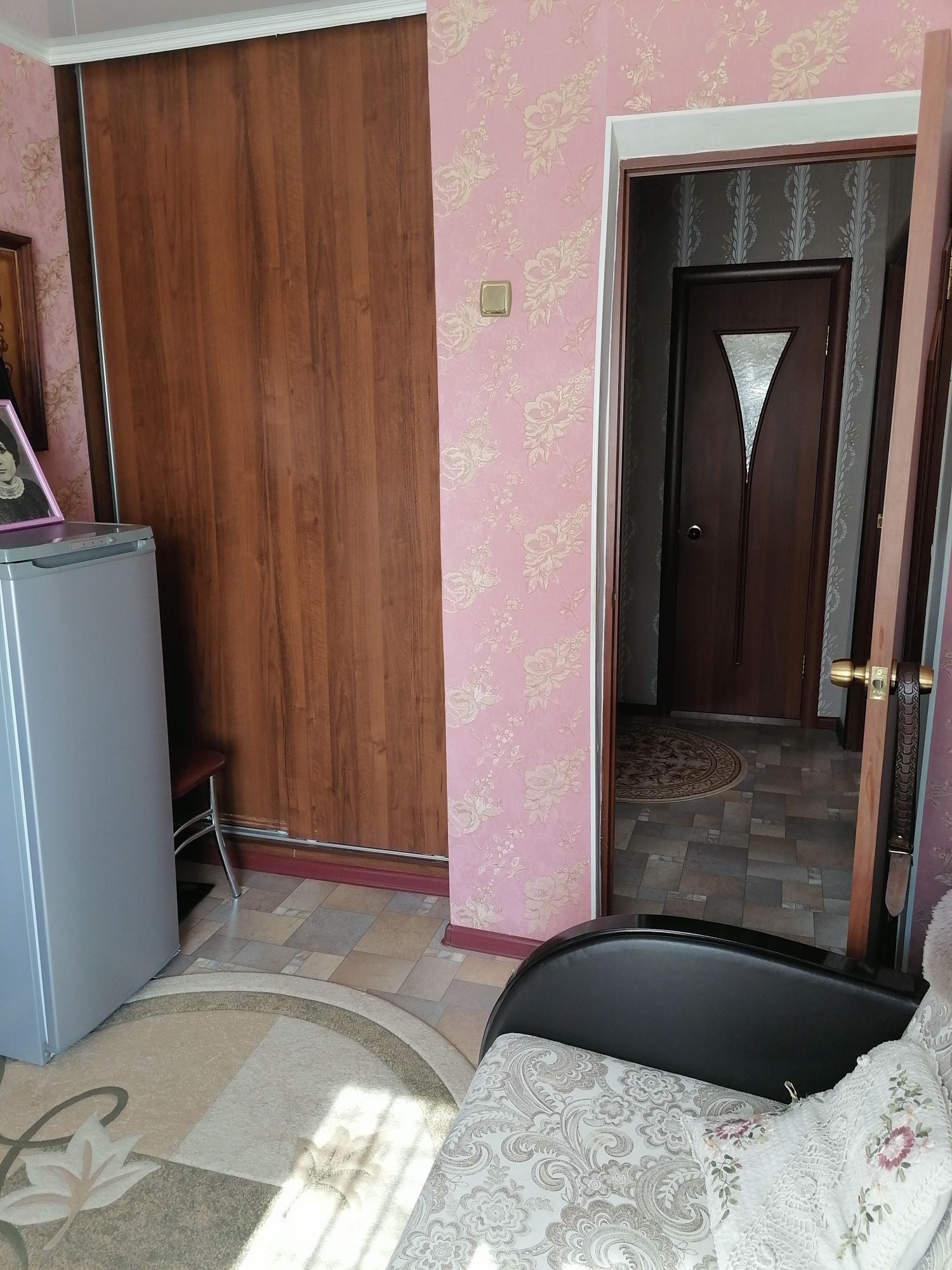 Продам четырёх комнатную квартиру