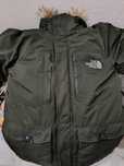Продам тёплую зимную куртку tnf 50 размер