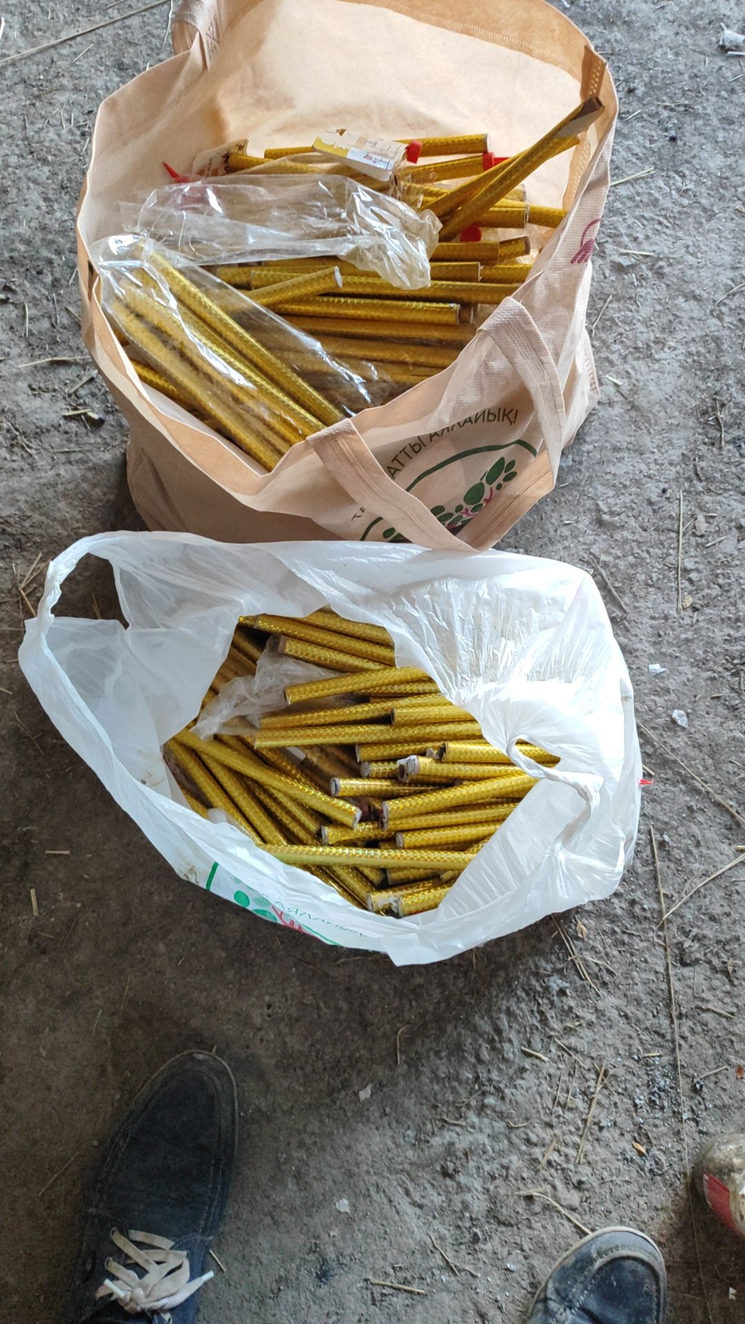 Продам салют для торта