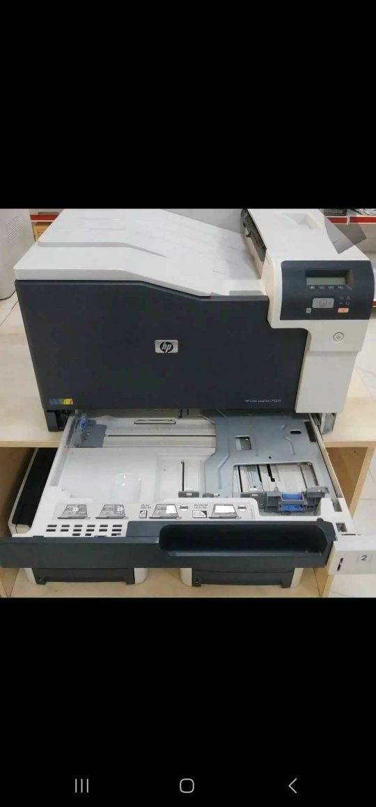 Принтер HP COLOR LserJetPro CP5225