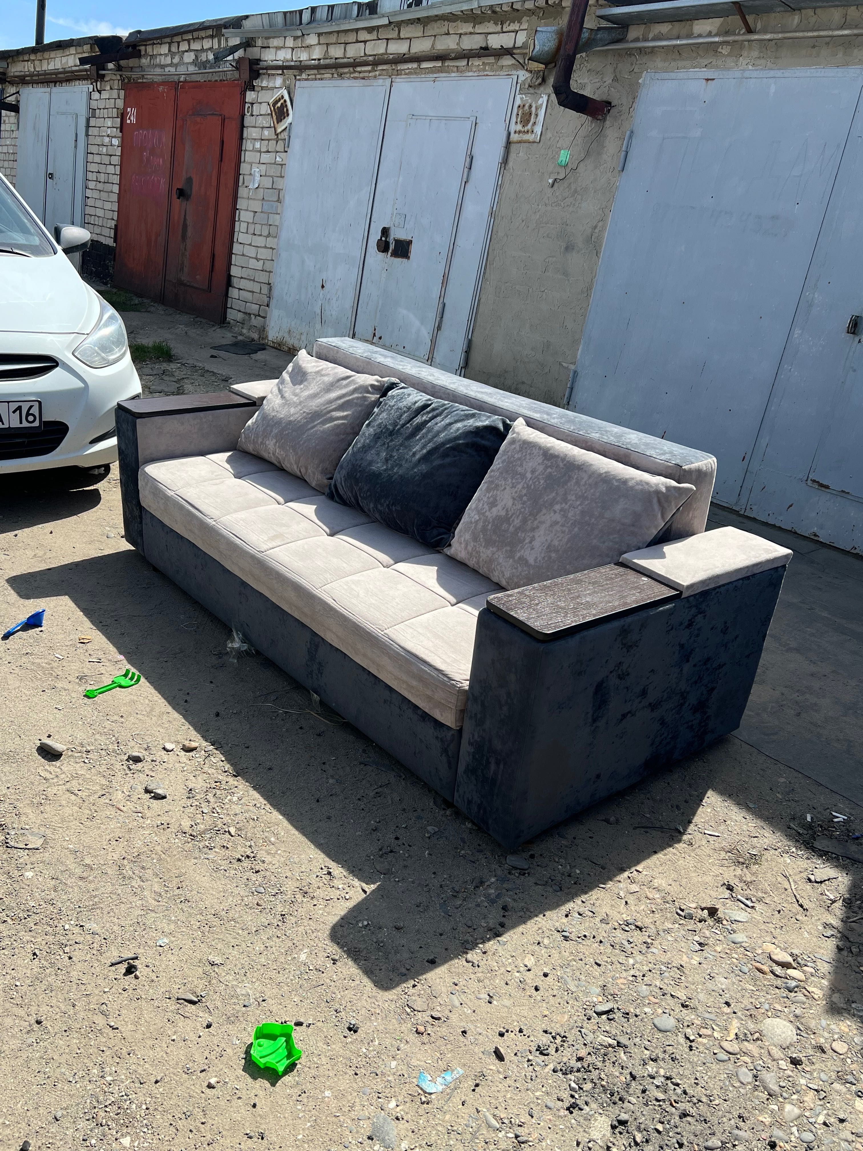 Продам раскладной диван