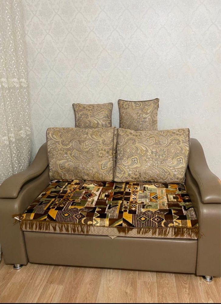 Продам диван 3-ку в хорошем состояний