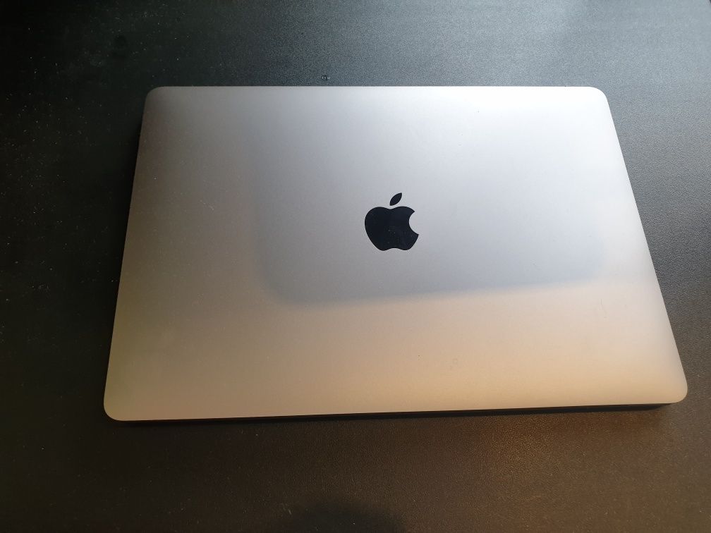 Ноутбук Apple MacBook Pro 13 MYD82 серый