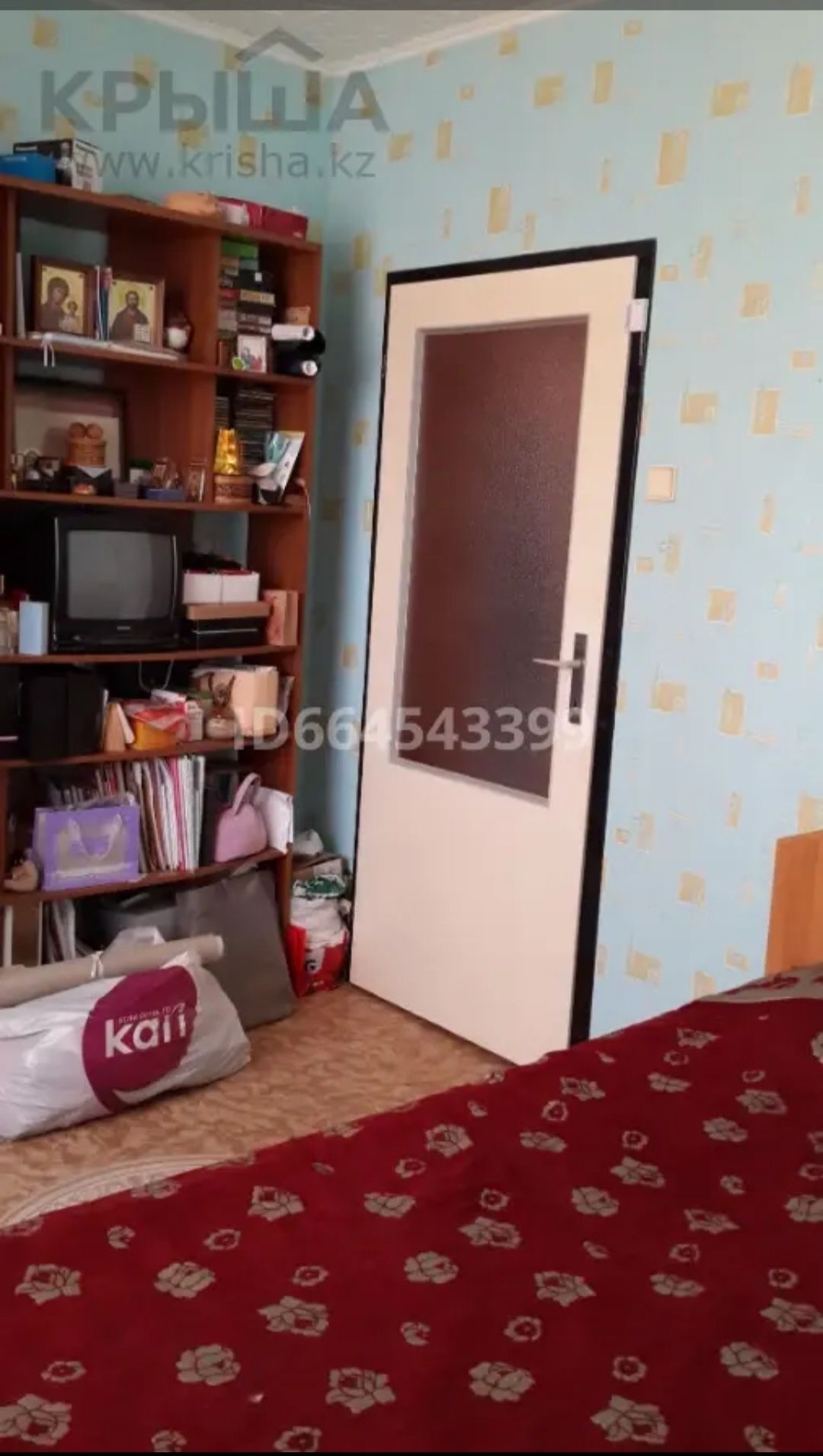 Продам двухкомнатную квартиру 5 микрорайон 30 дом.