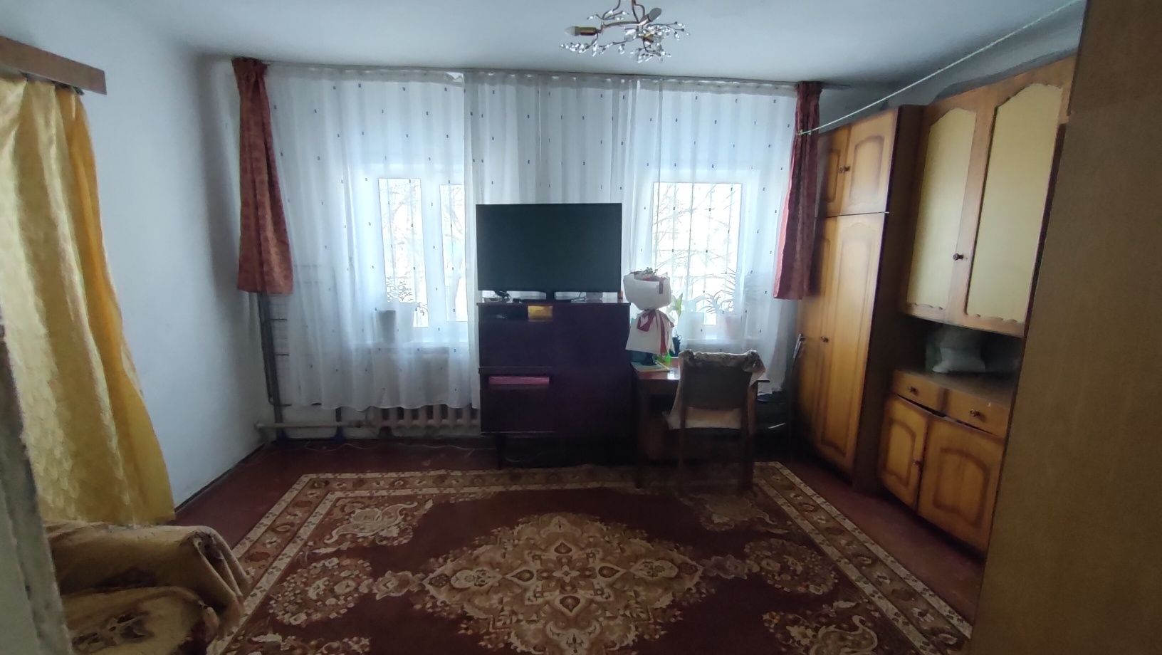 Продается  дом 4-х комнатный на ЖБИ