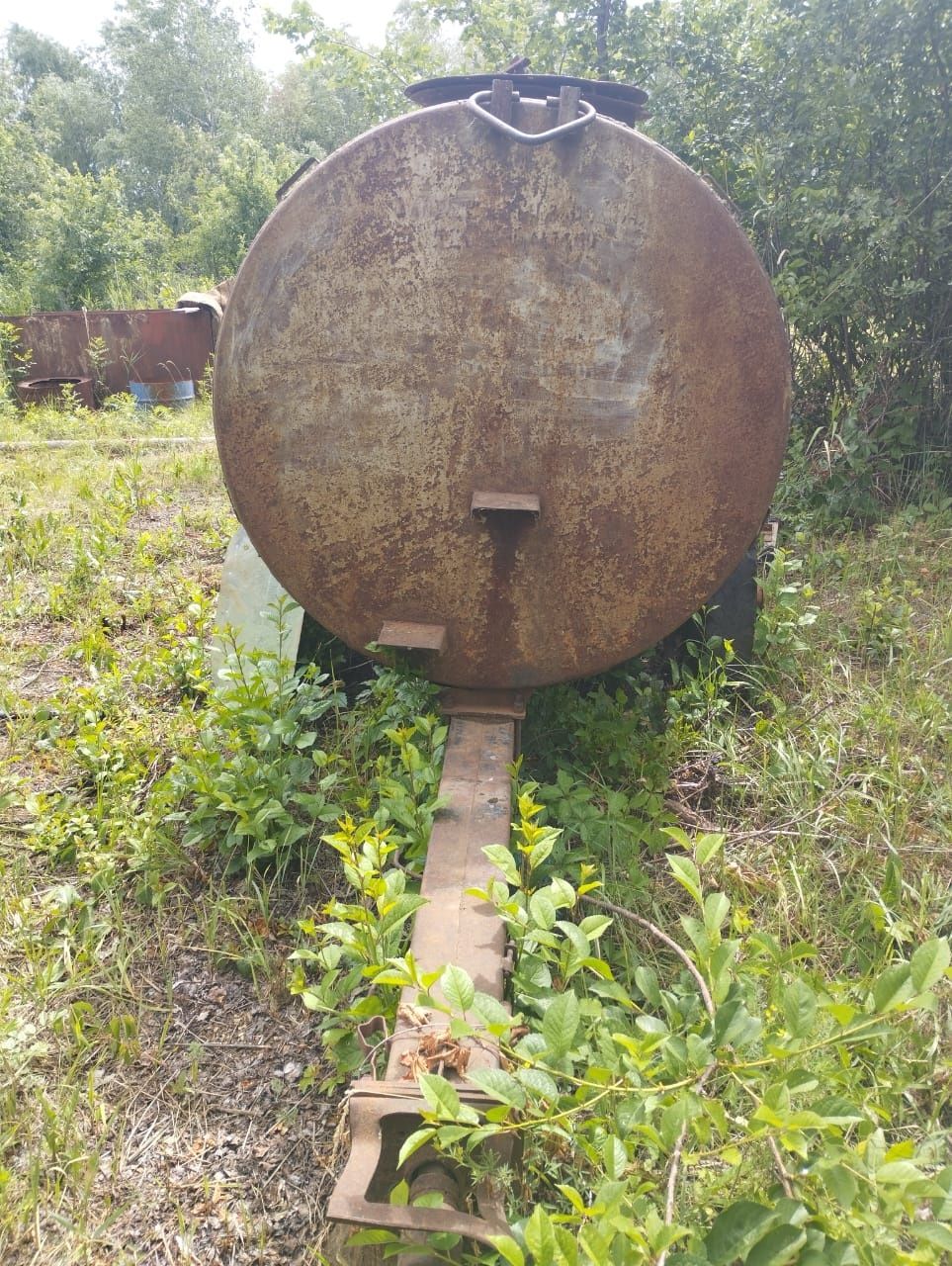 Продам бочку прицеп