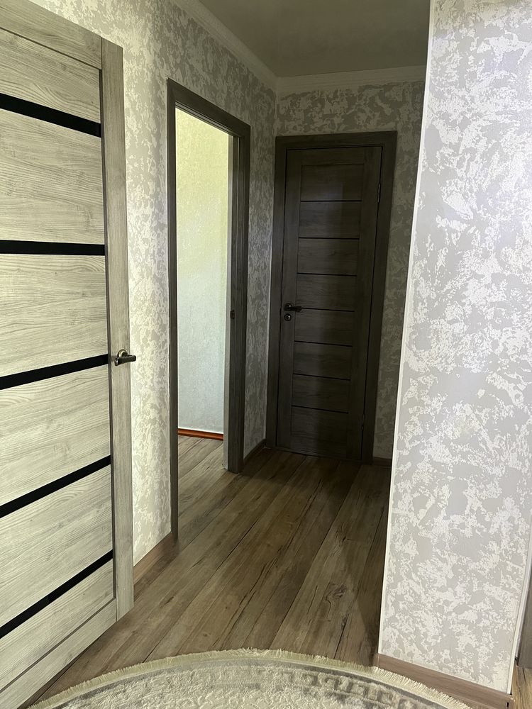 Продам 3-х комнатную квартиру в центре