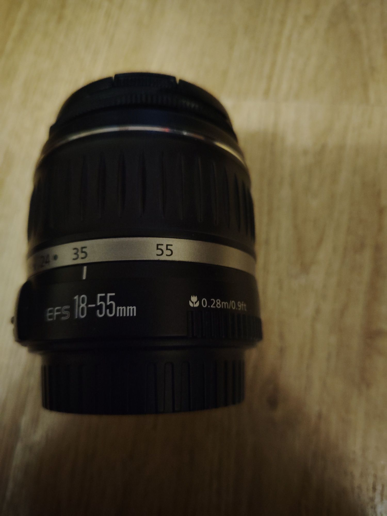Фотоаппарат Soni, объектив Canon 18-