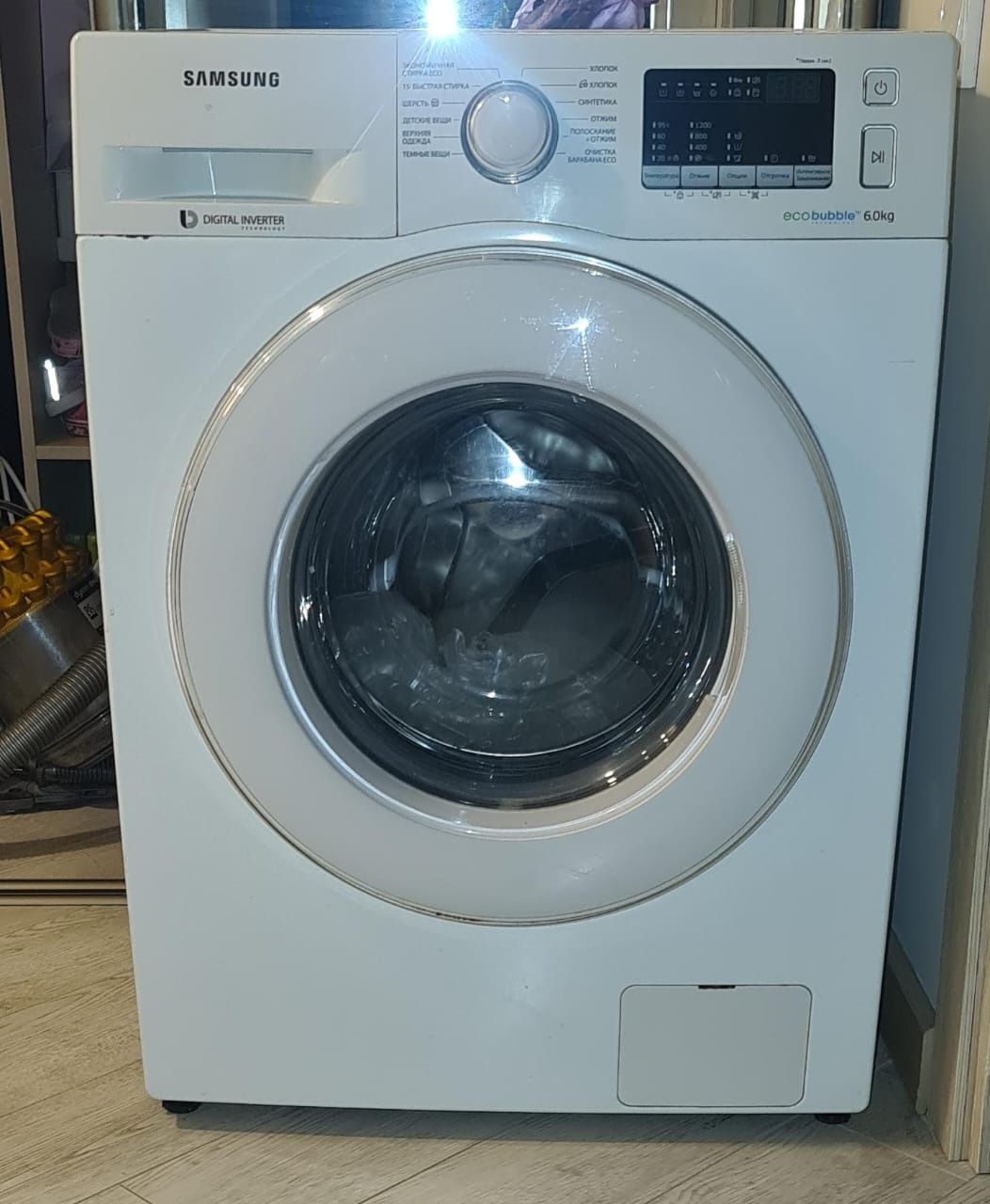 Продам стиральную машину Самсунг 6 кг 
Eco Bubble 6 кг.
В хорошем сост