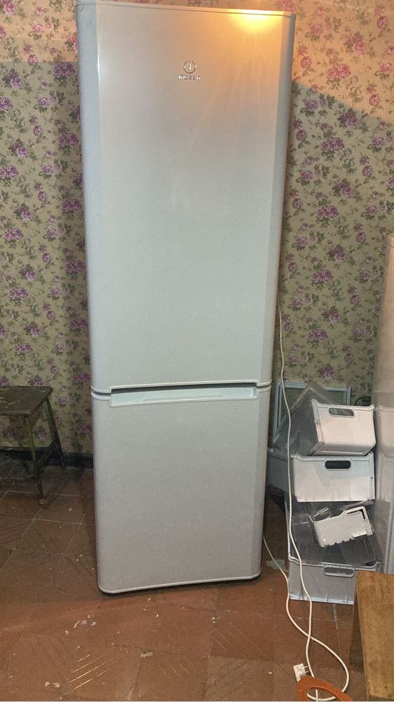Продажа холодильников