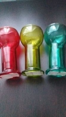 Подсвечники 3 штуки.
