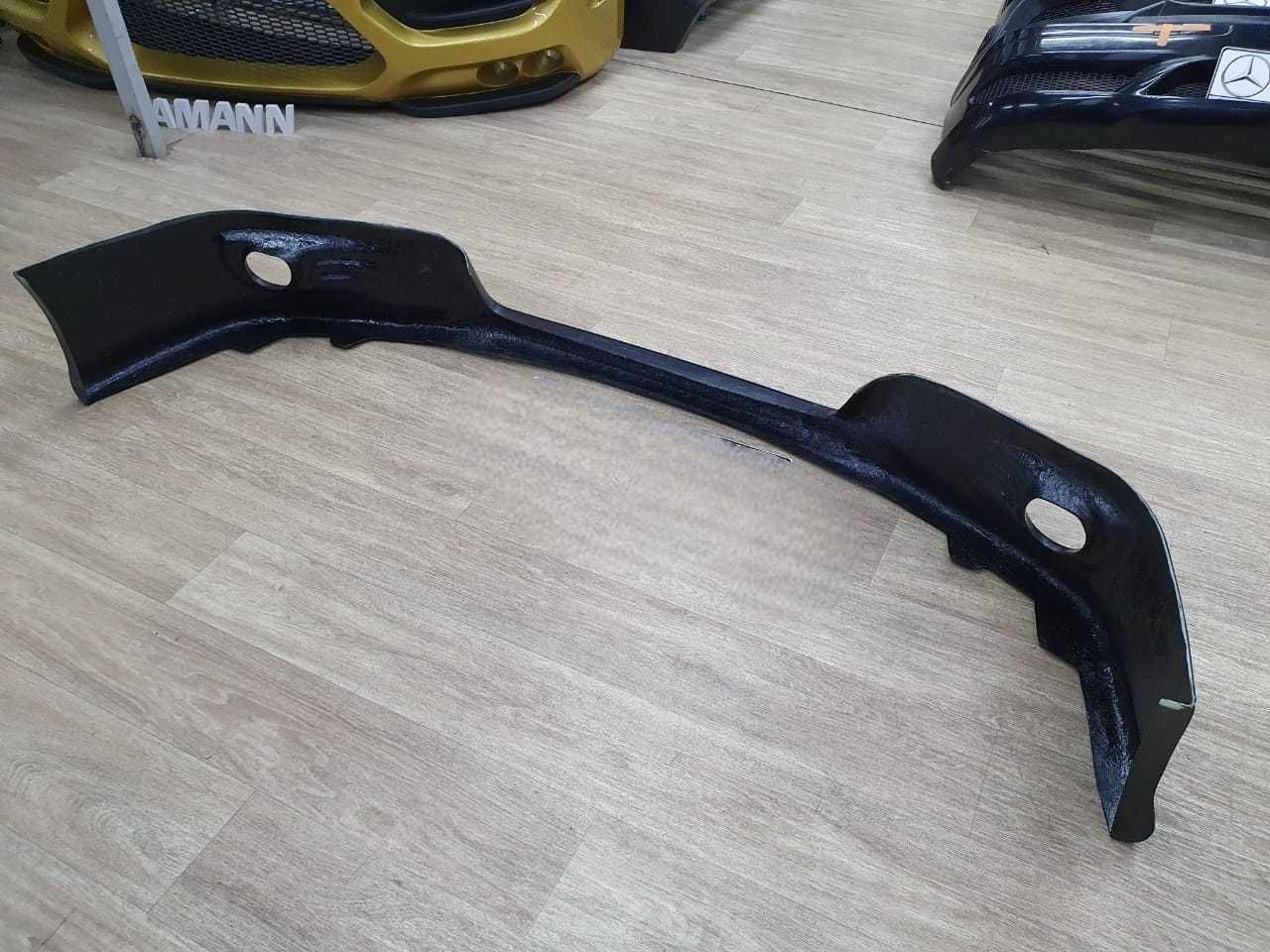 Передняя накладка Toyota Camry SE45
