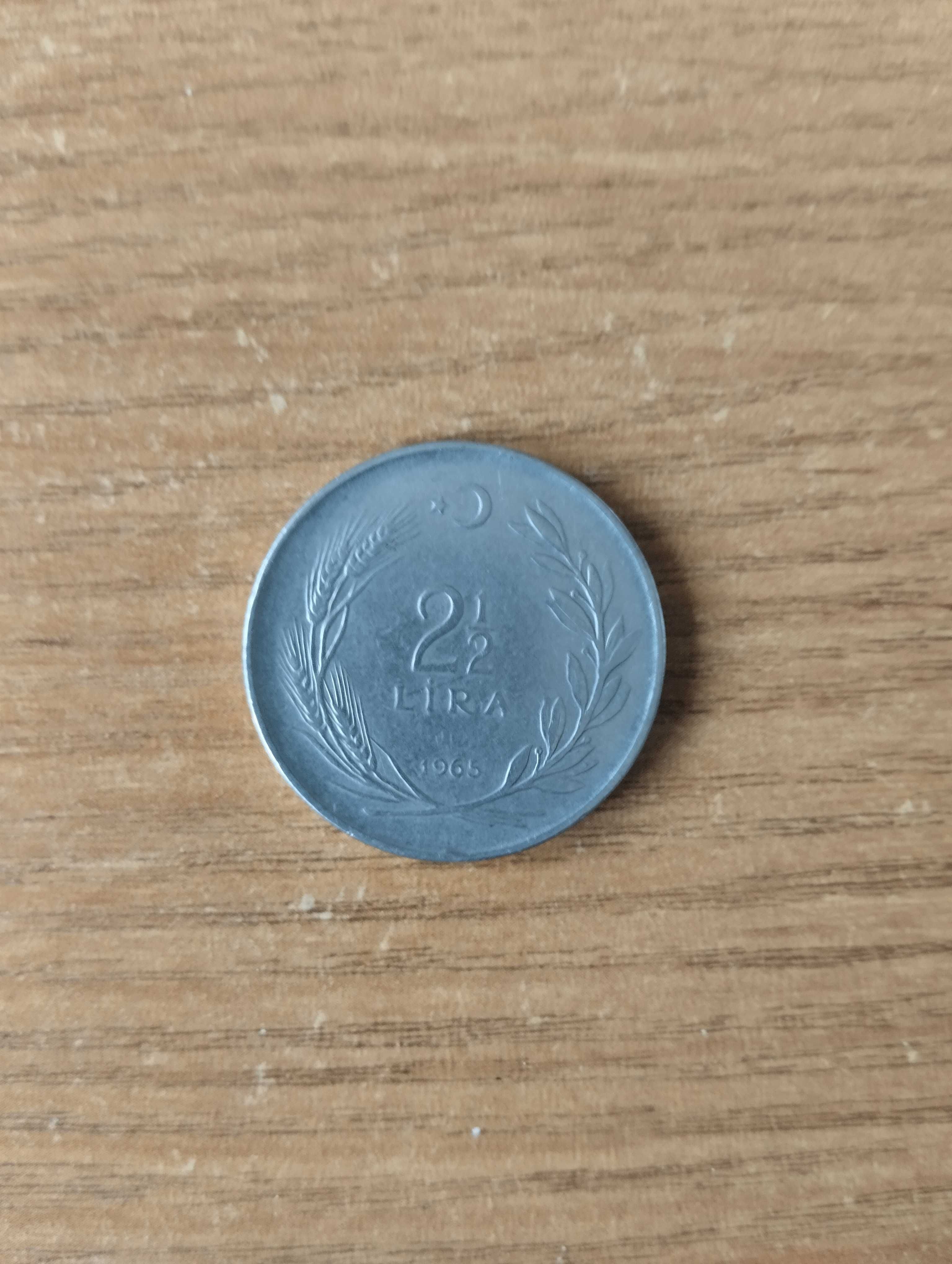 Продам турецкую монету 2 1/2 Lira Turkiye Cumhuriyeti. 1965.