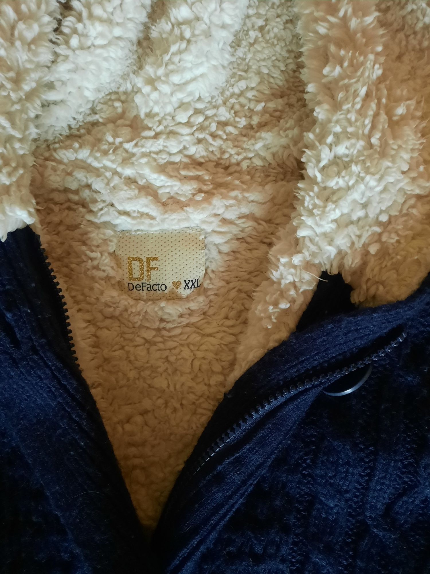 Продам тёплую кофту