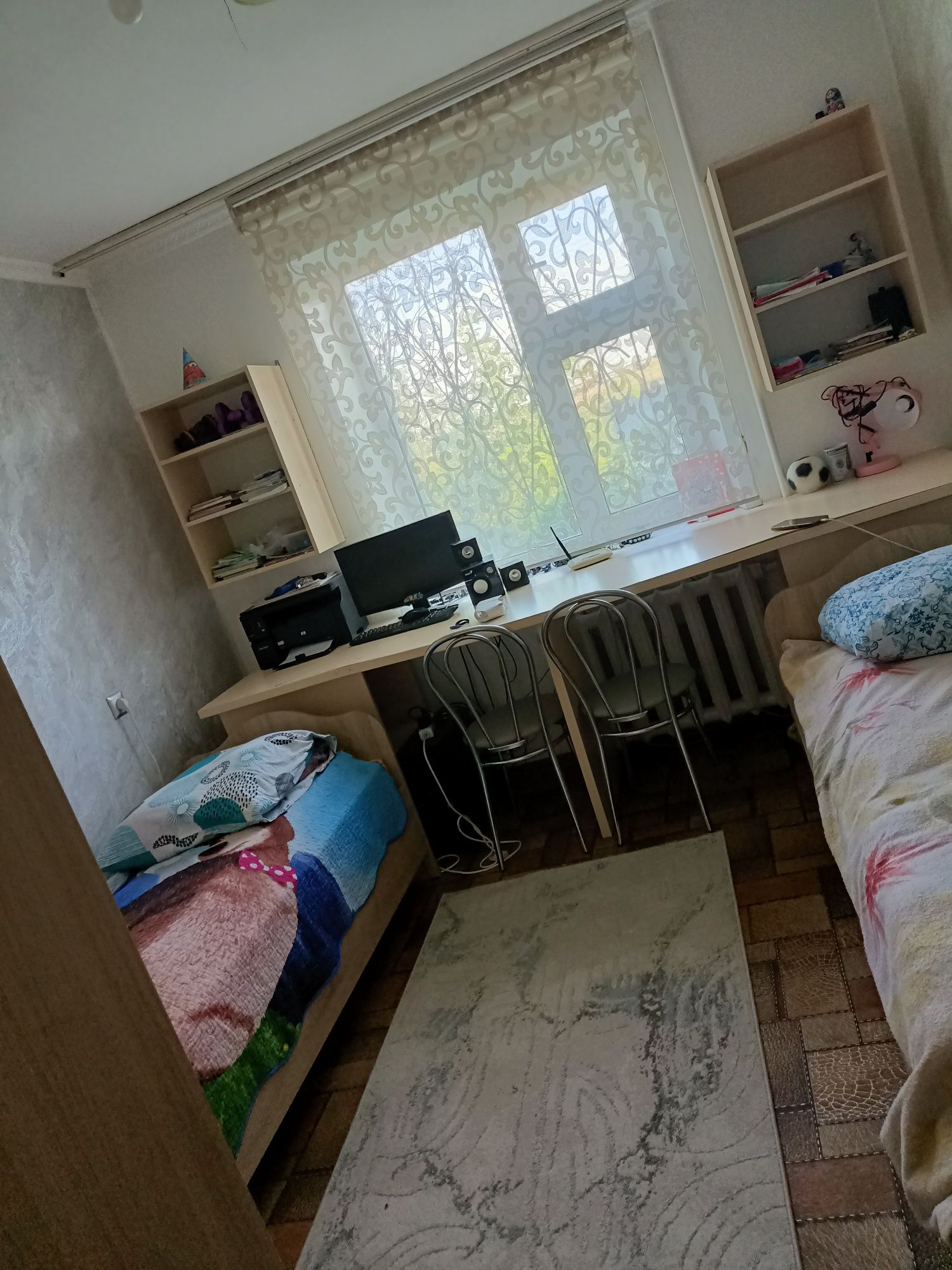 Продам трехкомнатную квартиру в районе Уральск 2