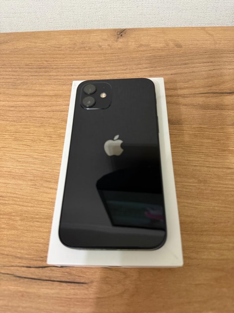 IPhone 12, Акб.: 82%