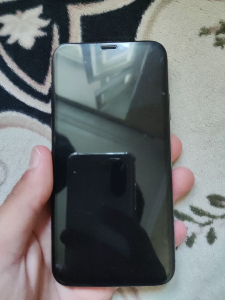 iPhone X продам