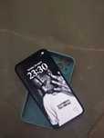 Продам IPhone 13