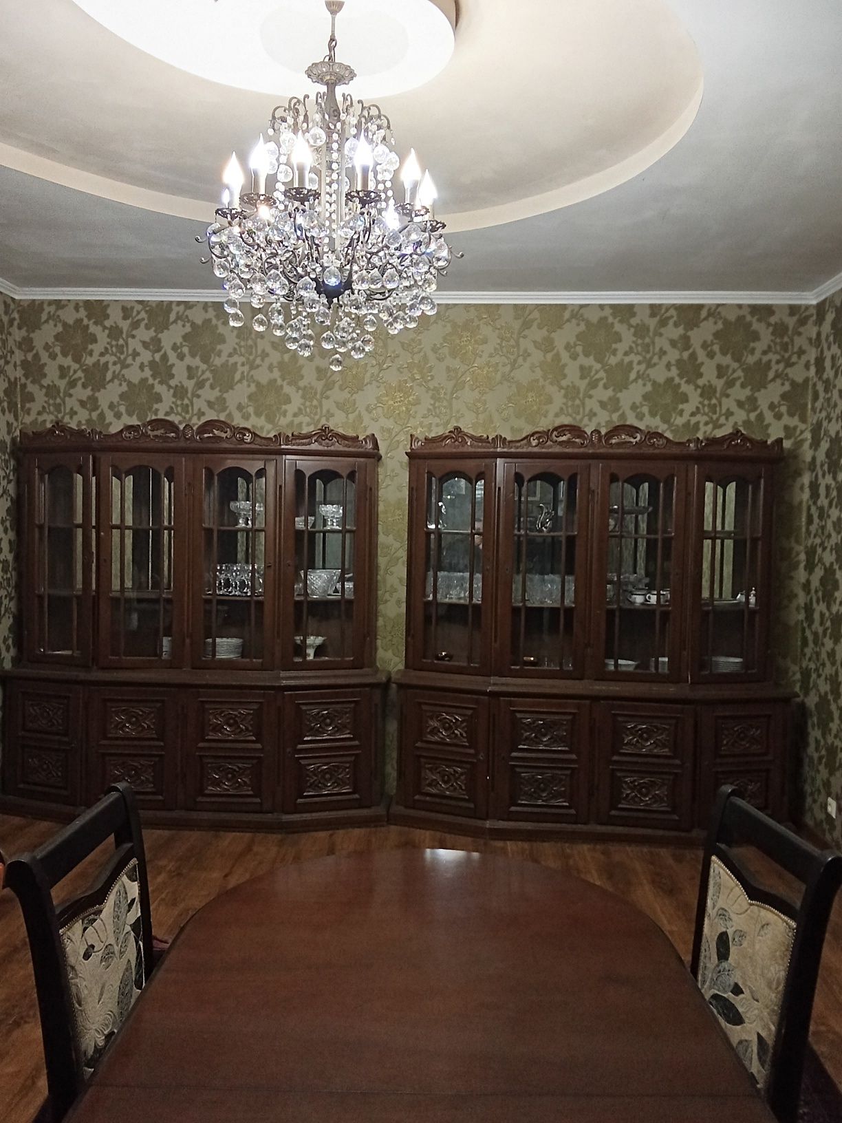 Сервант для посуды