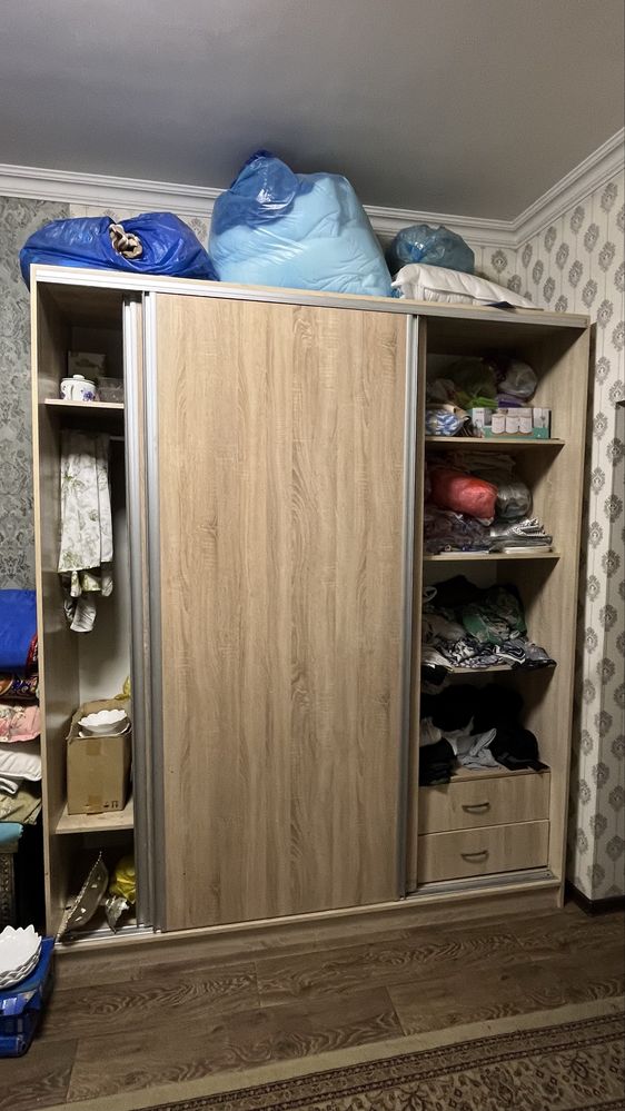 Шкаф для одежды и т.д