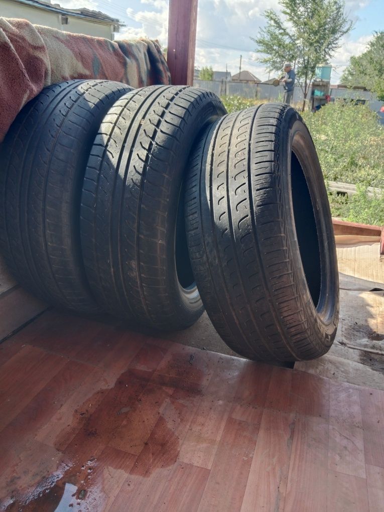 Продам балконы бу 205/60 .16 2шти 205/55.16 1шт