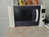 Продам микроволновку Electrolux