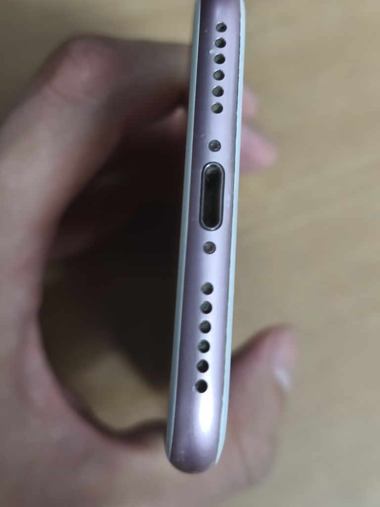 iPhone 7. 32g. Rose