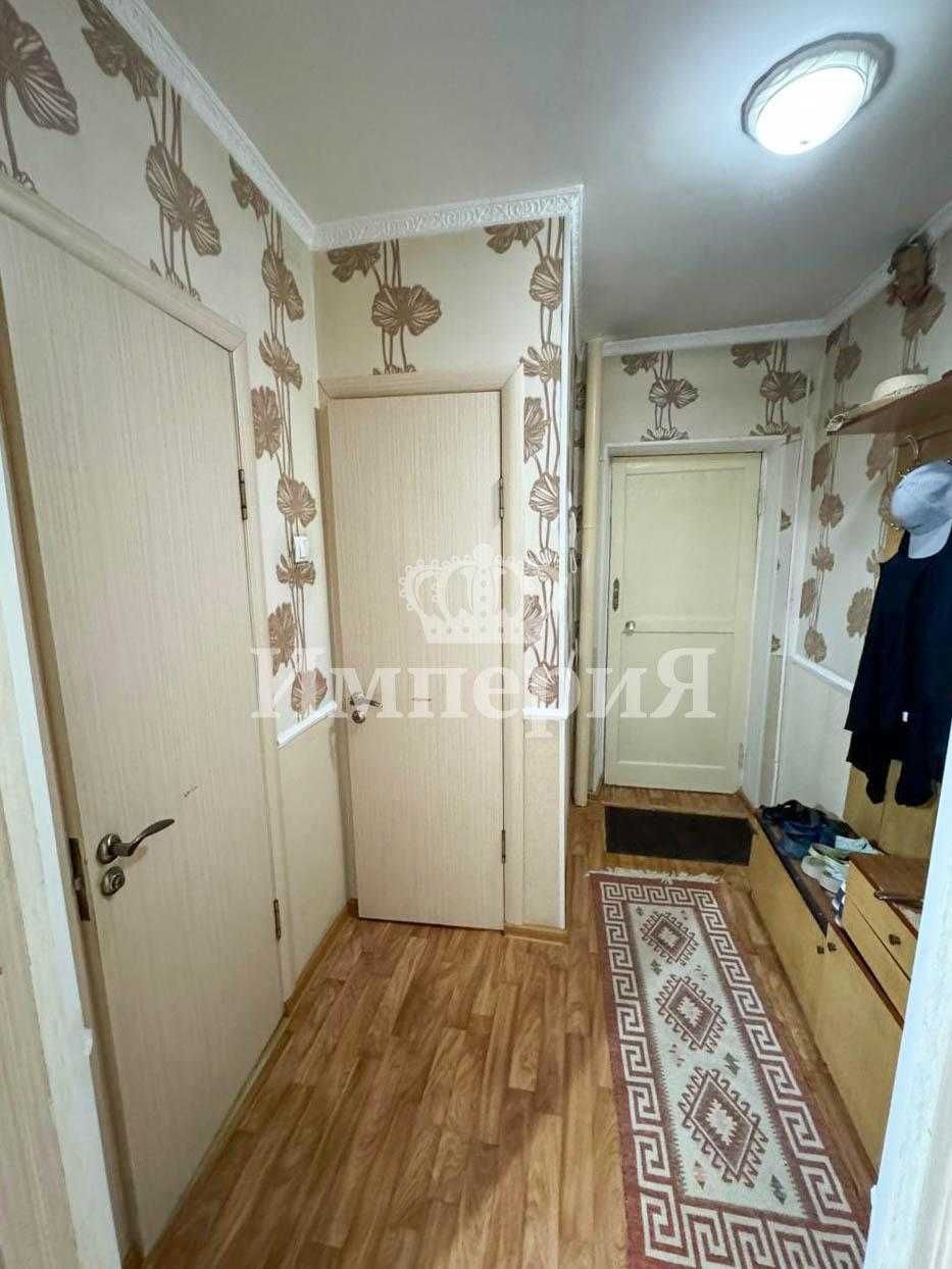 Продам 3 ком 2 мкр Айжан Империя