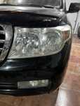 Продам оригинал фара и бампер Toyota LC 200