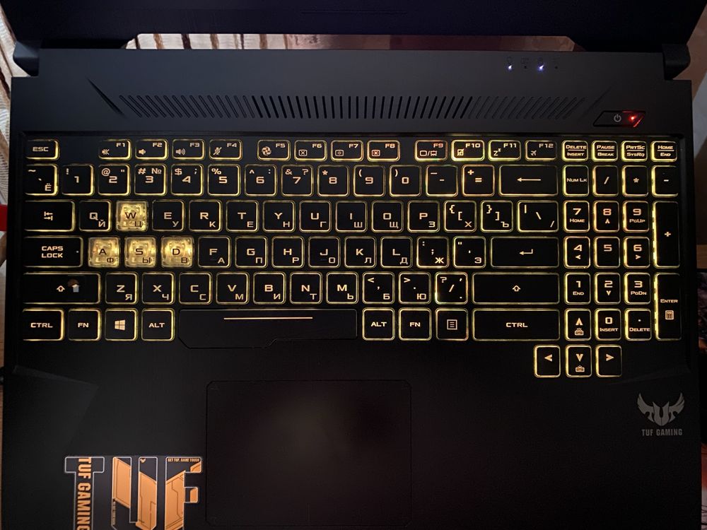 Игровой ноутбук :Asus TUF Gaming