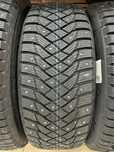 235 55 R20 зимние шины Goodyear UG Arctic 2 новые Германия 2024 год