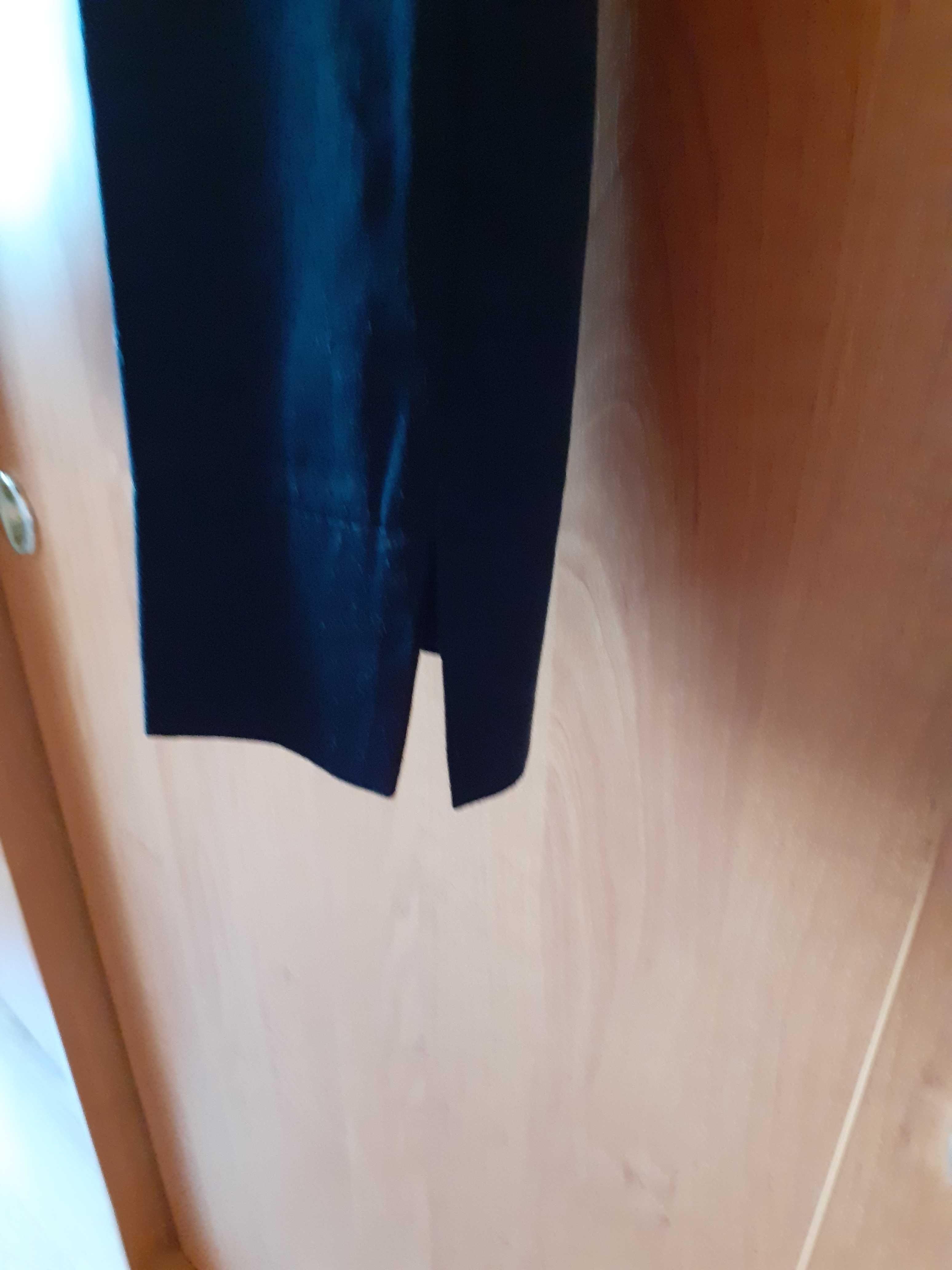 Продам брюки женские капри