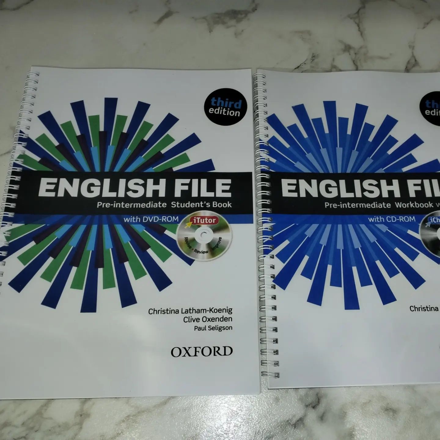 Английские книги, Way ahead, New English file, Solutions, Headway, Fly