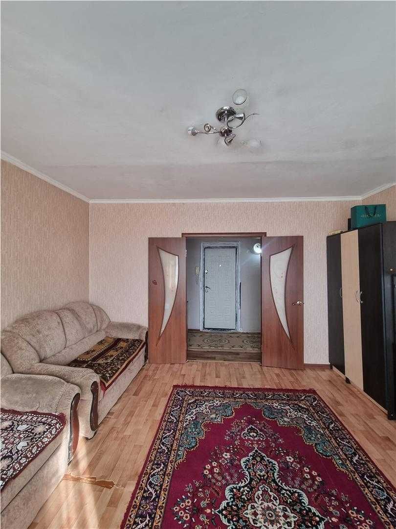 1 ком кв 42 кв м, Гульдер-1 ~