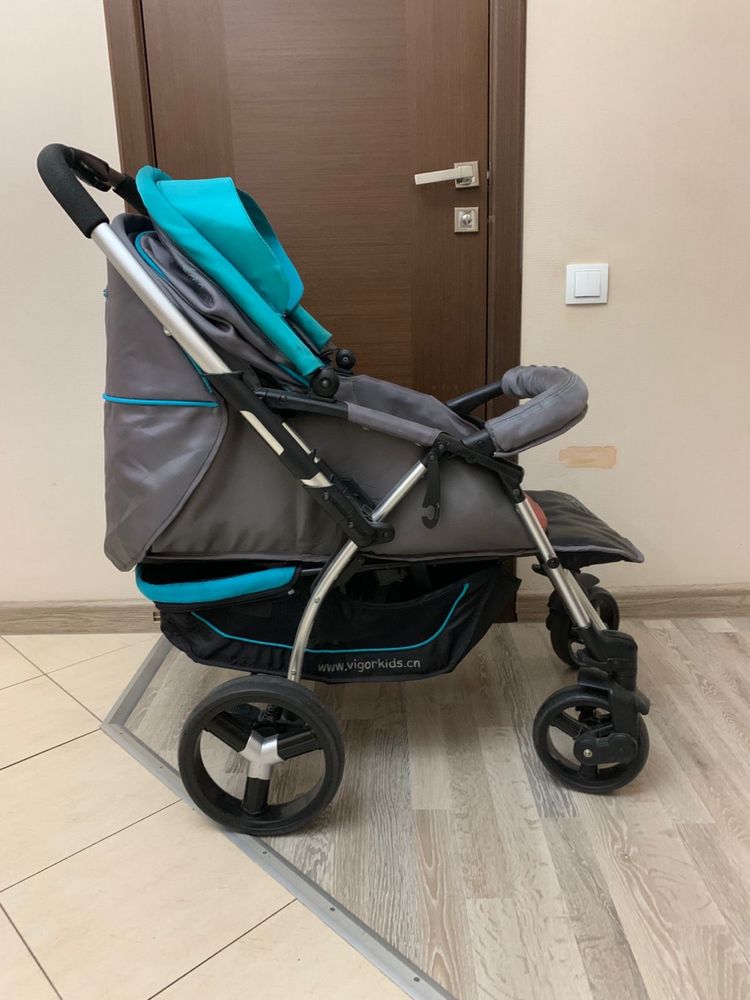 Продам коляску б/у
